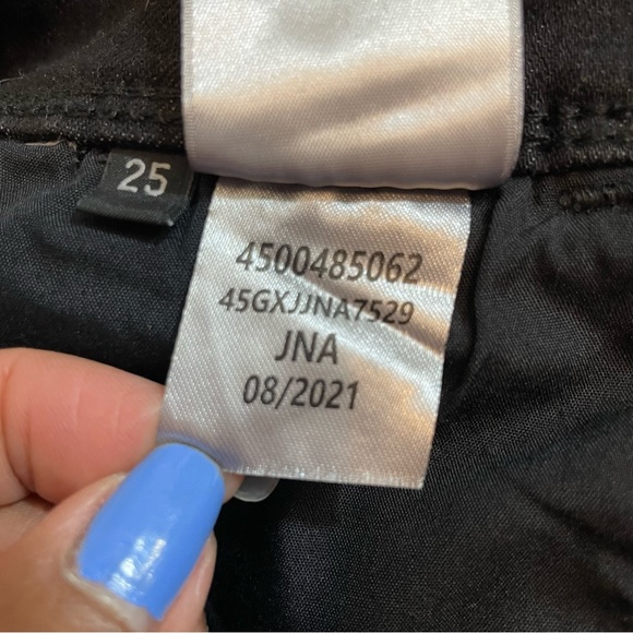 💙Hudson Collin Black Mid Rise Bootcut Crop Jeans - Picture 10 of 14